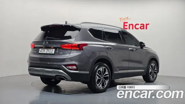 Hyundai Santa Fe 2019 thumb 2