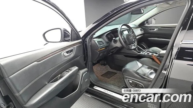 Renault-KoreaSamsung Megane 2016 thumb 10