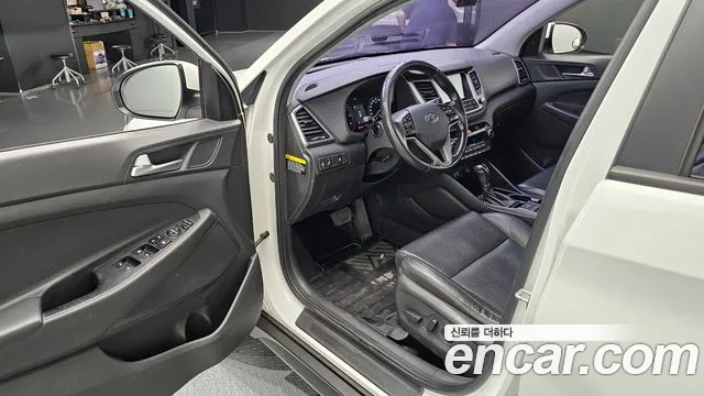 Hyundai Tucson 2017 thumb 10