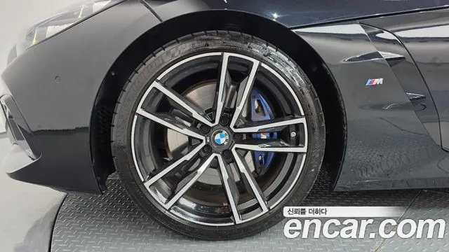BMW Z4 2024 thumb 5