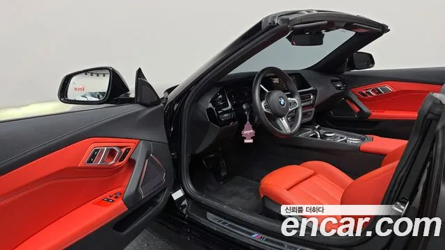 BMW Z4 2024 thumb 10
