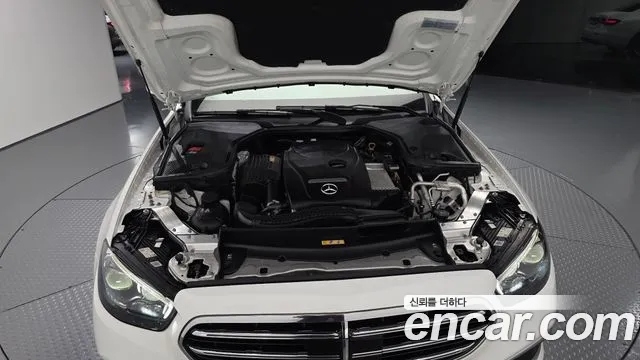 Mercedes-Benz E-Класс 2021 thumb 6