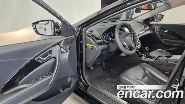 Hyundai Grandeur 2013 thumb 10