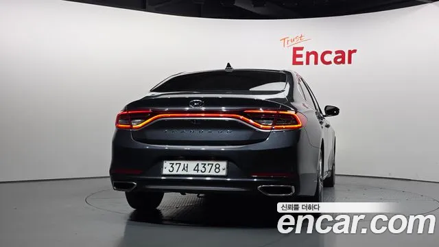 Hyundai Grandeur 2017 thumb 4
