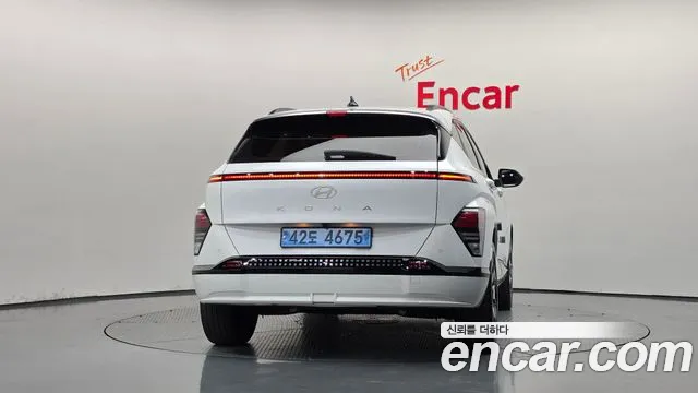 Hyundai Kona 2023 thumb 4
