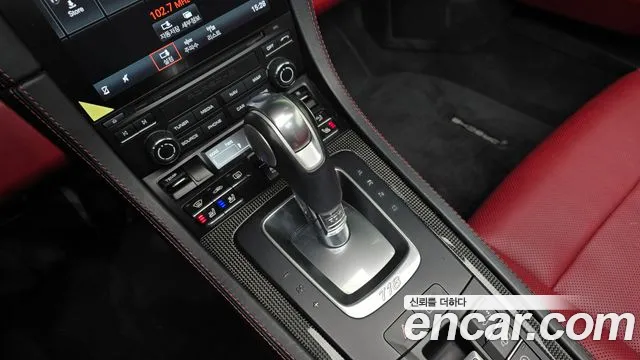Porsche Cayman 2020 thumb 9