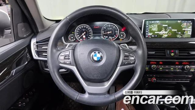 BMW X6 2018 thumb 12