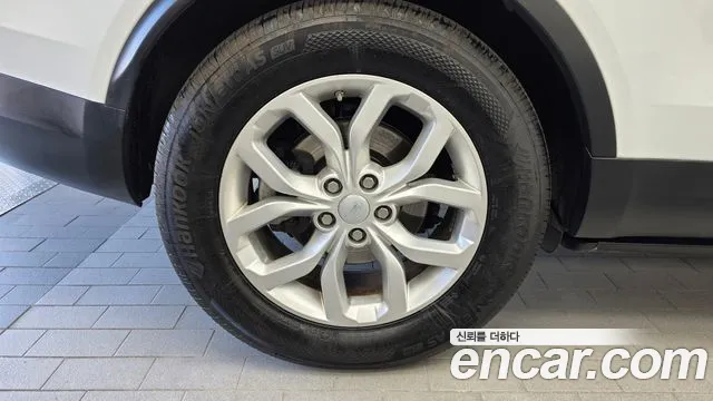 Land Rover Discovery 2020 thumb 5