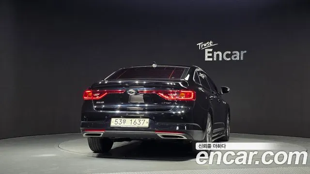 Renault-KoreaSamsung Megane 2016 thumb 4