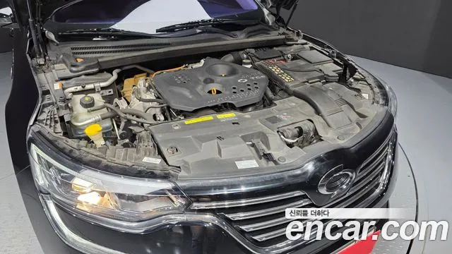 Renault-KoreaSamsung Megane 2016 thumb 6