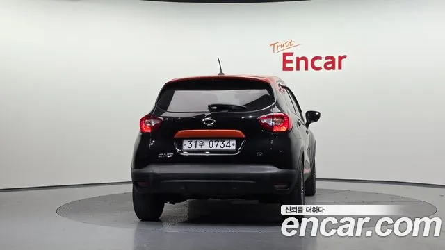Renault-KoreaSamsung Captur 2015 thumb 4
