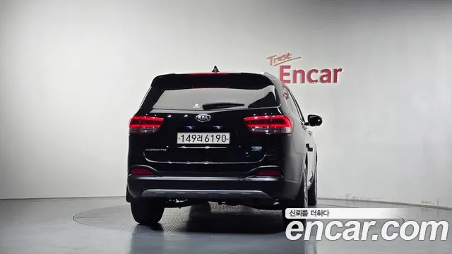 Kia Sorento 2017 thumb 4