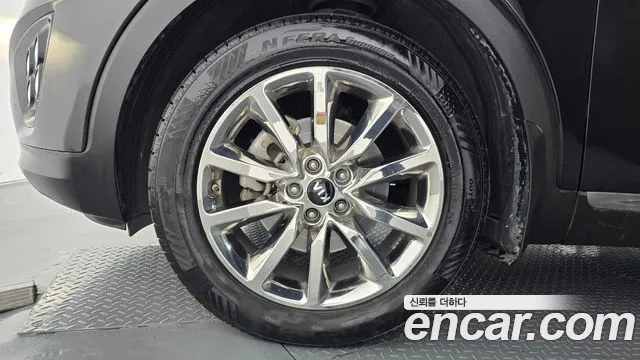 Kia Sorento 2017 thumb 5