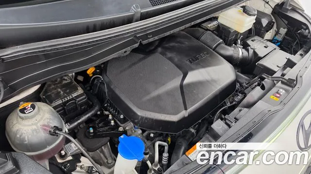 Hyundai Staria 2022 thumb 6