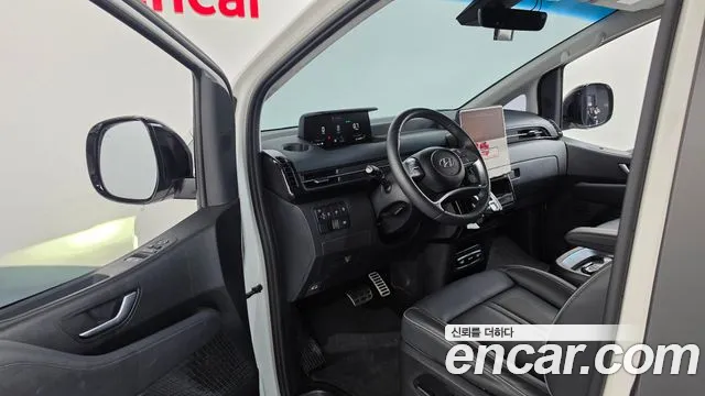 Hyundai Staria 2022 thumb 10