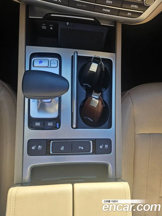 Genesis G80 2016 thumb 9