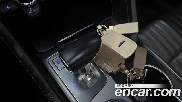 Genesis G70 2020 thumb 9