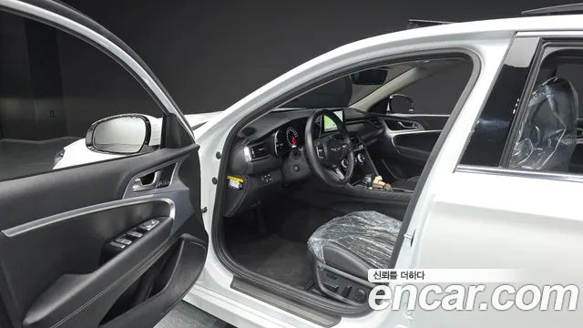 Genesis G70 2020 thumb 10