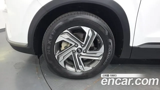 Hyundai Santa Fe 2022 thumb 5