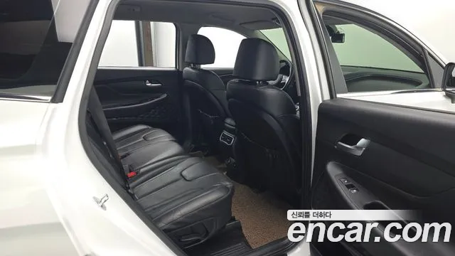 Hyundai Santa Fe 2022 thumb 12