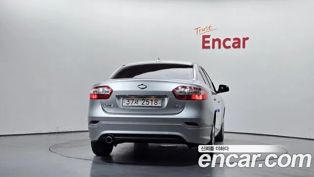 Renault-KoreaSamsung Fluence 2009 thumb 4