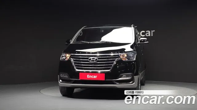 Hyundai Starex 2019 thumb 3