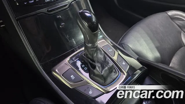Hyundai Grandeur 2012 thumb 9