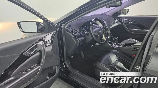 Hyundai Grandeur 2012 thumb 10
