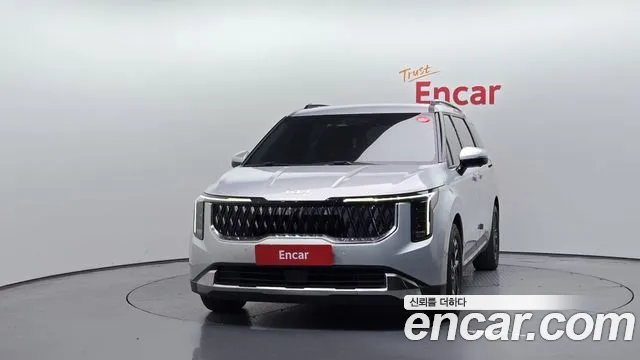 Kia Carnival 2024 thumb 3