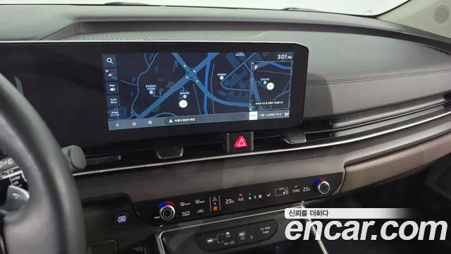 Kia Carnival 2024 thumb 12