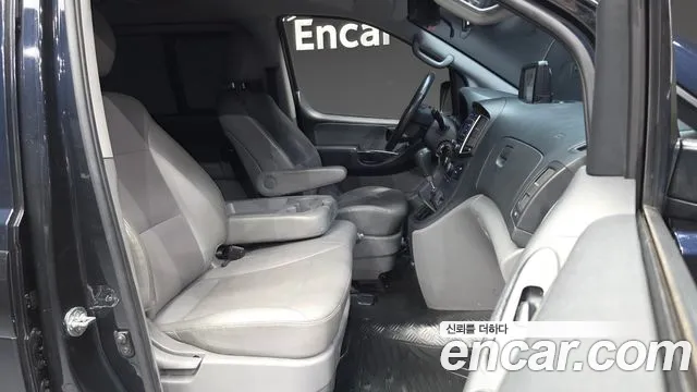 Hyundai Starex 2020 thumb 11