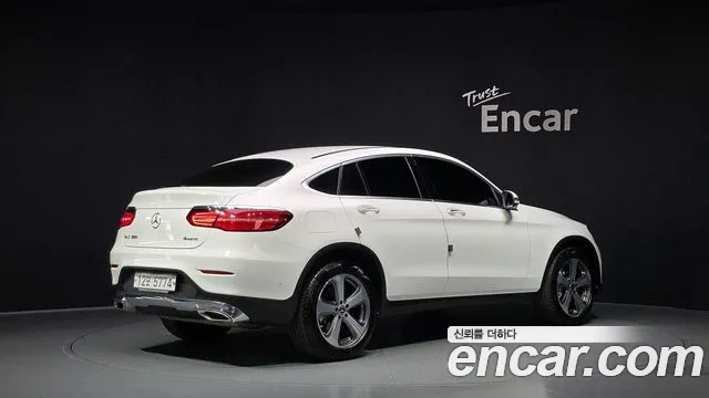 Mercedes-Benz GLC 2019 thumb 2