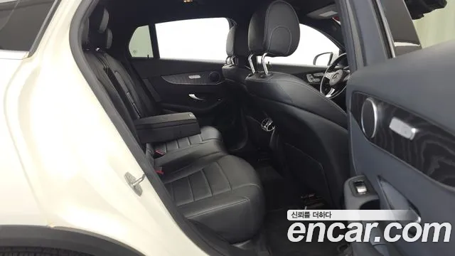 Mercedes-Benz GLC 2019 thumb 12
