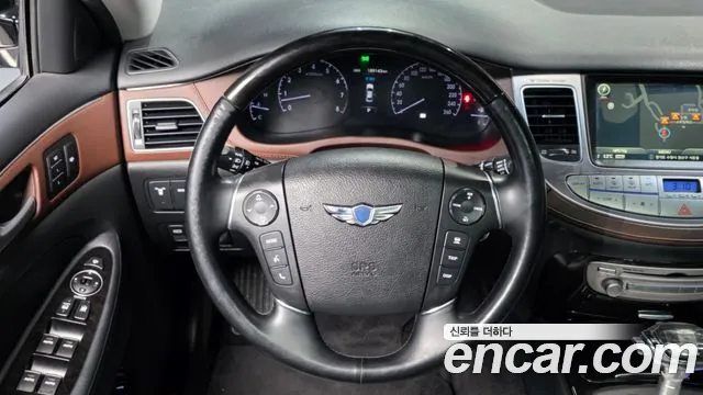 Hyundai Genesis 2013 thumb 12