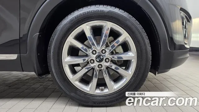 Kia Sorento 2017 thumb 5
