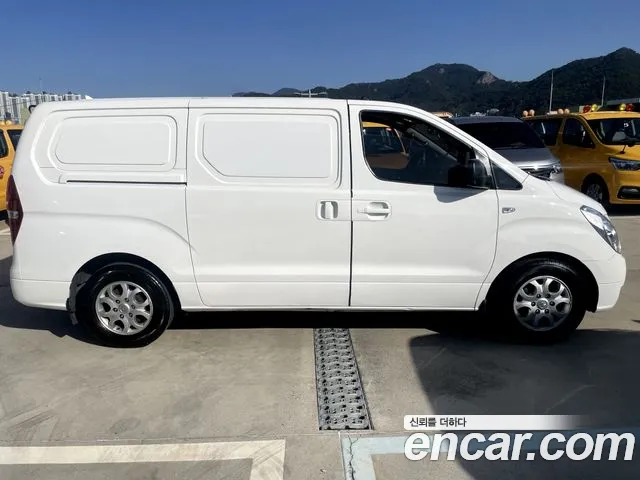 Hyundai Starex 2013 thumb 6