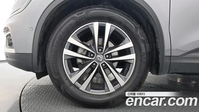 Renault-KoreaSamsung Koleos 2019 thumb 5