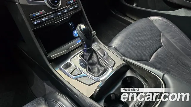 Hyundai Grandeur 2017 thumb 9