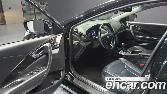 Hyundai Grandeur 2017 thumb 10