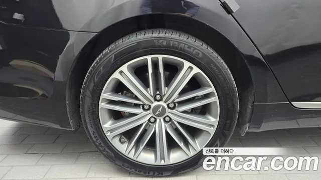 Genesis G80 2018 thumb 5