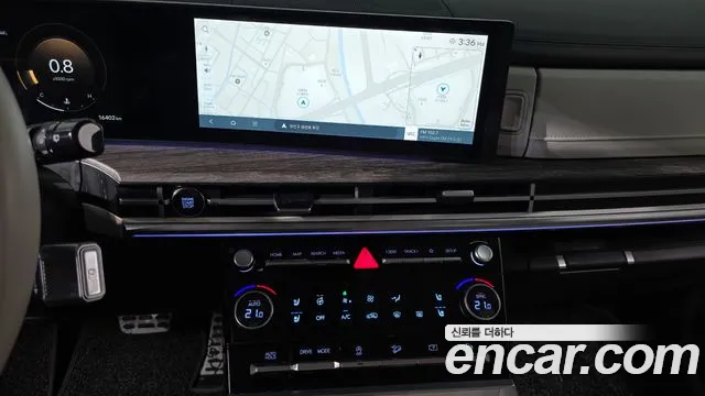 Hyundai Santa Fe 2024 thumb 12