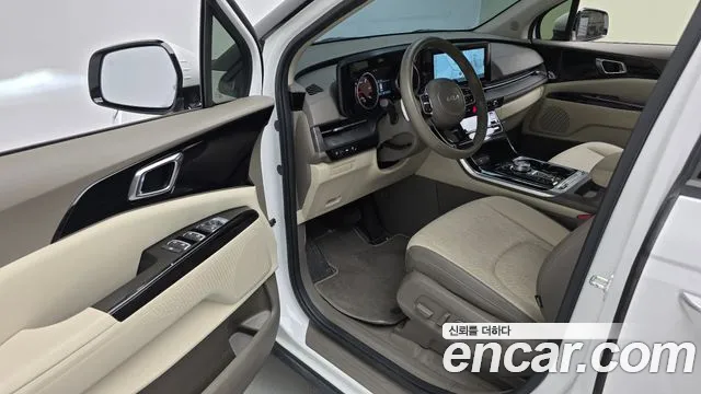 Kia Carnival 2023 thumb 10