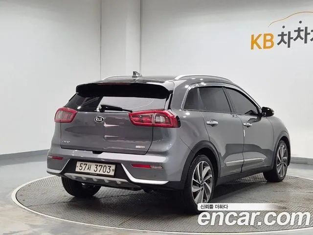 Kia Niro 2017 thumb 3