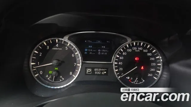 Infiniti QX60 2015 thumb 8