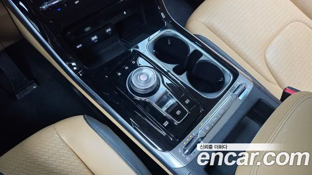 Kia Carnival 2021 thumb 8