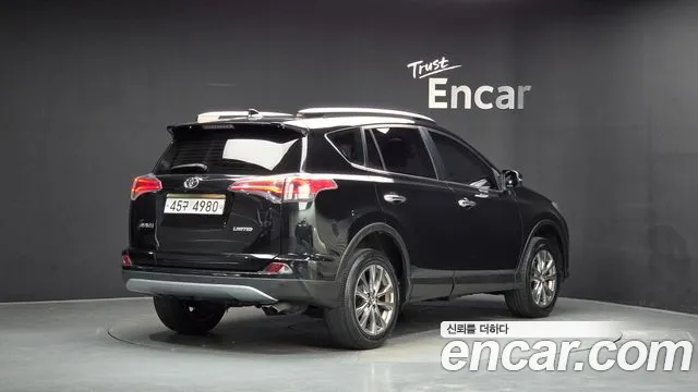 Toyota RAV4 2018 thumb 2
