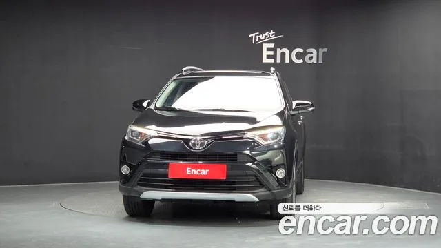 Toyota RAV4 2018 thumb 3