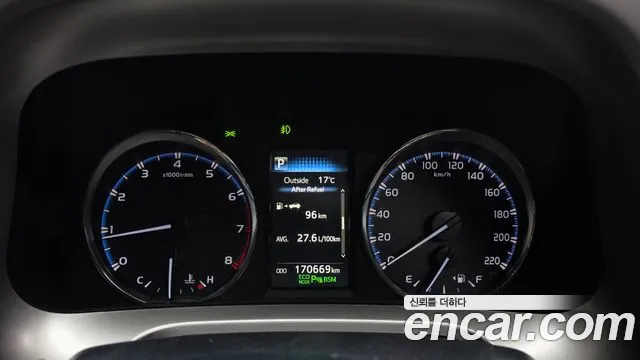 Toyota RAV4 2018 thumb 8
