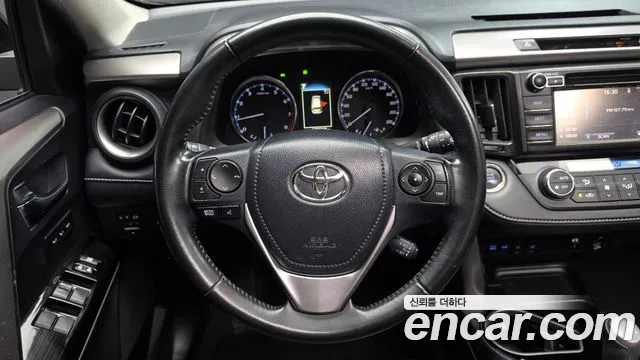 Toyota RAV4 2018 thumb 12