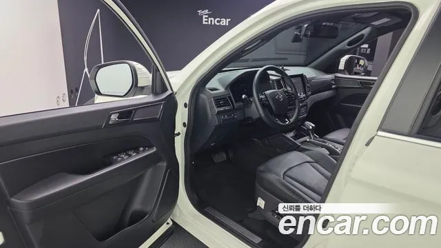 KG_Mobility_Ssangyong Rexton 2023 thumb 10